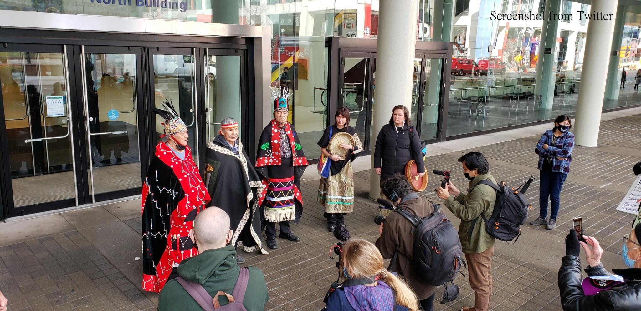 Royal Bank of Canada rightfully refuses to entertain radicals Royal Bank of Canada rightfully refuses to entertain radicals